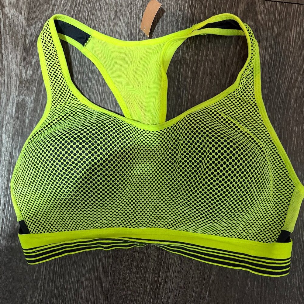 MTA SPORTS BRA IN SIZE 38C